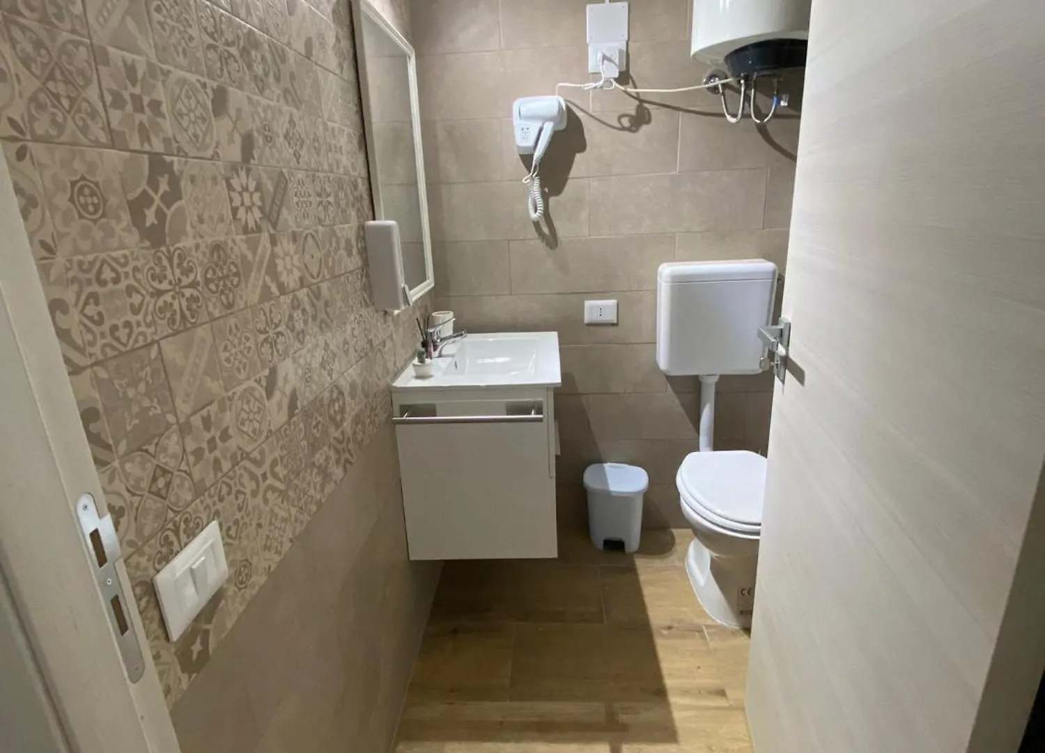 Little House Apartment Palermo 0*,  Italy